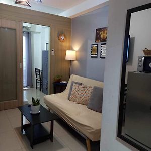 Shore Residence Manila Bay City Lights View Moa Complex